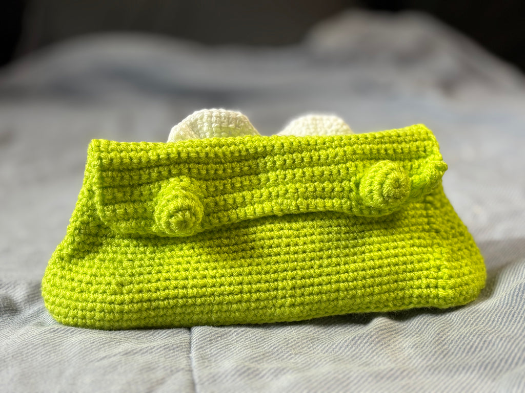 Green frog pencil bag