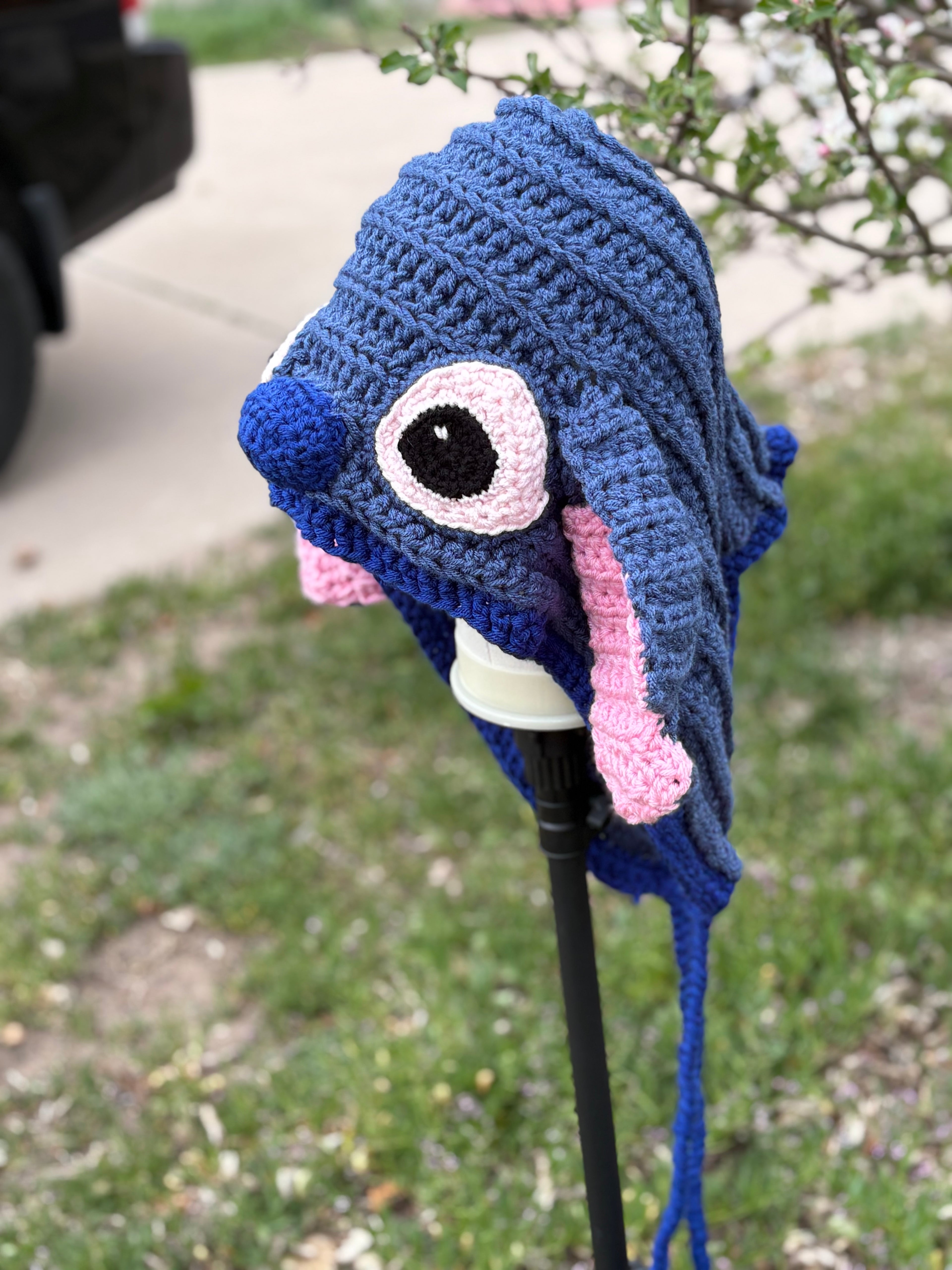 Blue alien hat